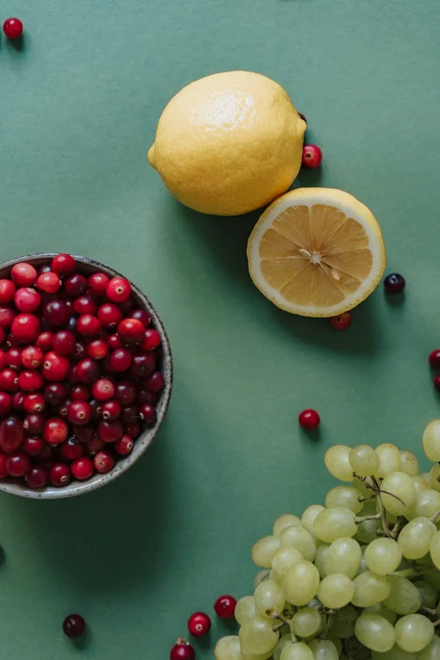 can a dog eat cranberry